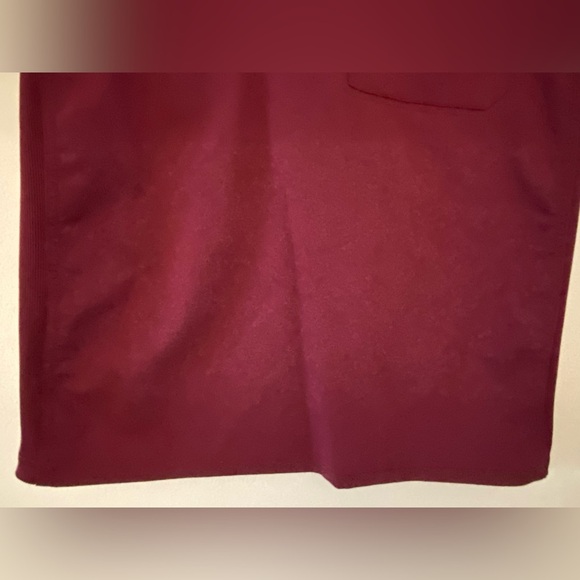 Dickies Nurse Scrub Burgundy Short Sleeve Shirt Women’s Sz Small - Picture 4 of 11